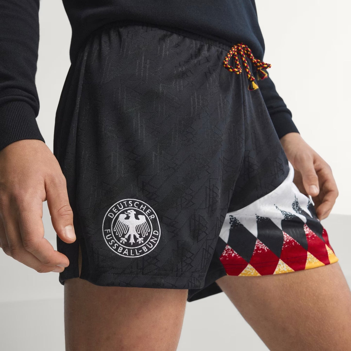 [jz6958] Mens Adidas Dfb Germany Home Shorts 1994 - Black