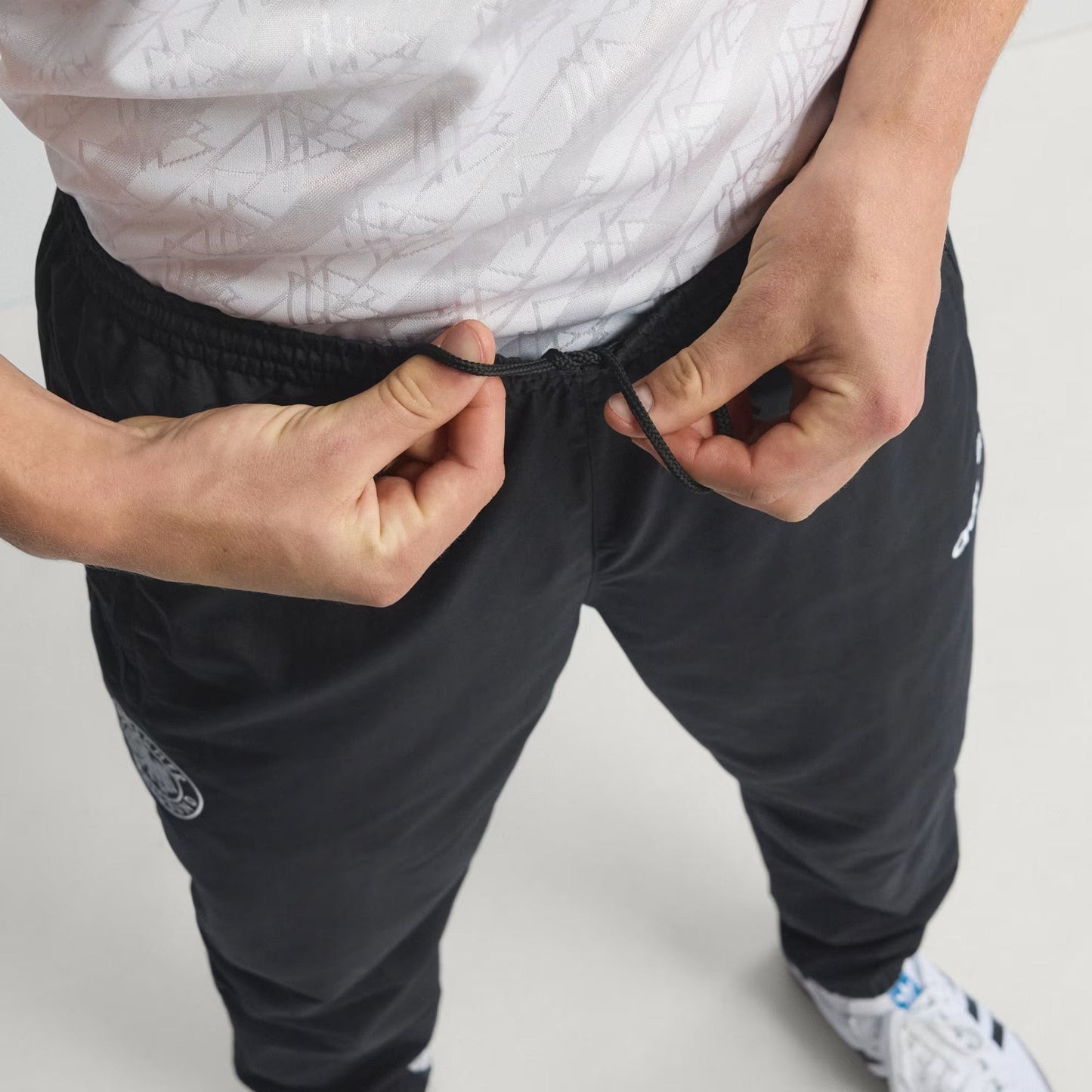 [jw8808] Mens Adidas Dfb Germany Track Pants 1994 - Black