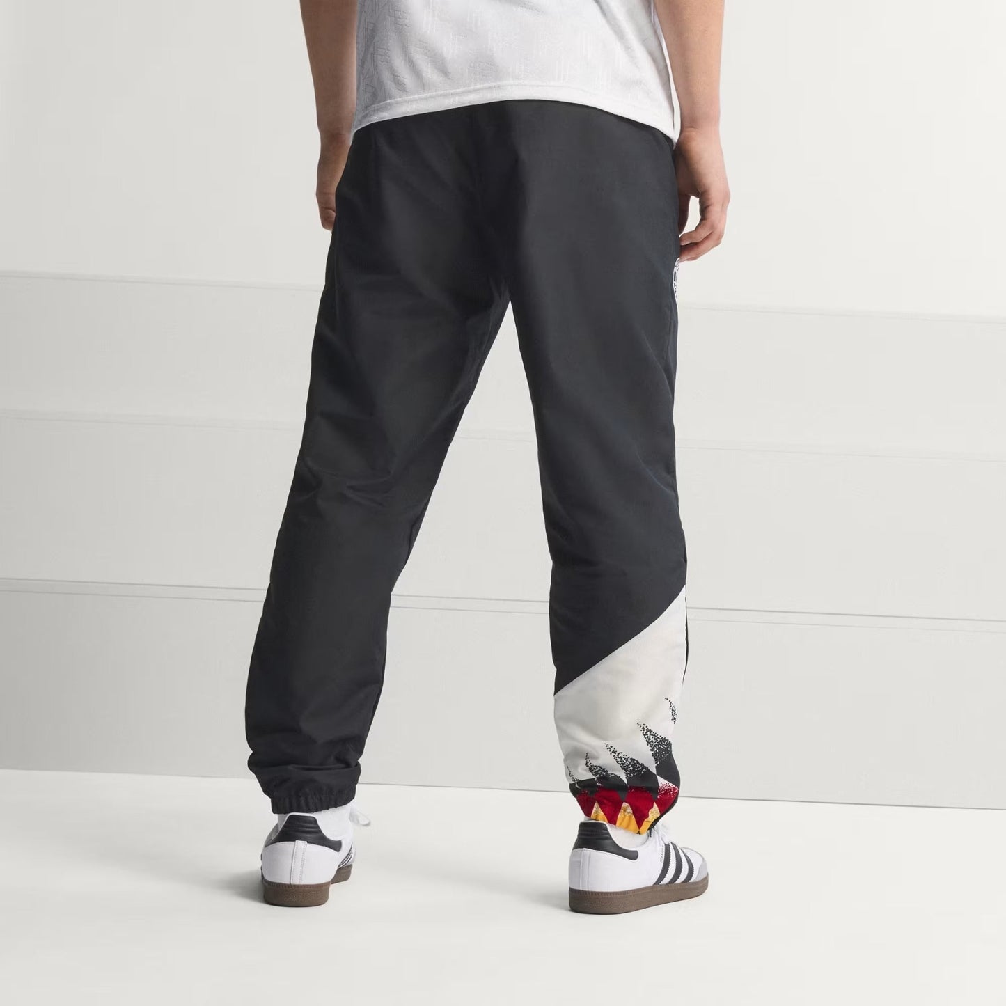 [jw8808] Mens Adidas Dfb Germany Track Pants 1994 - Black