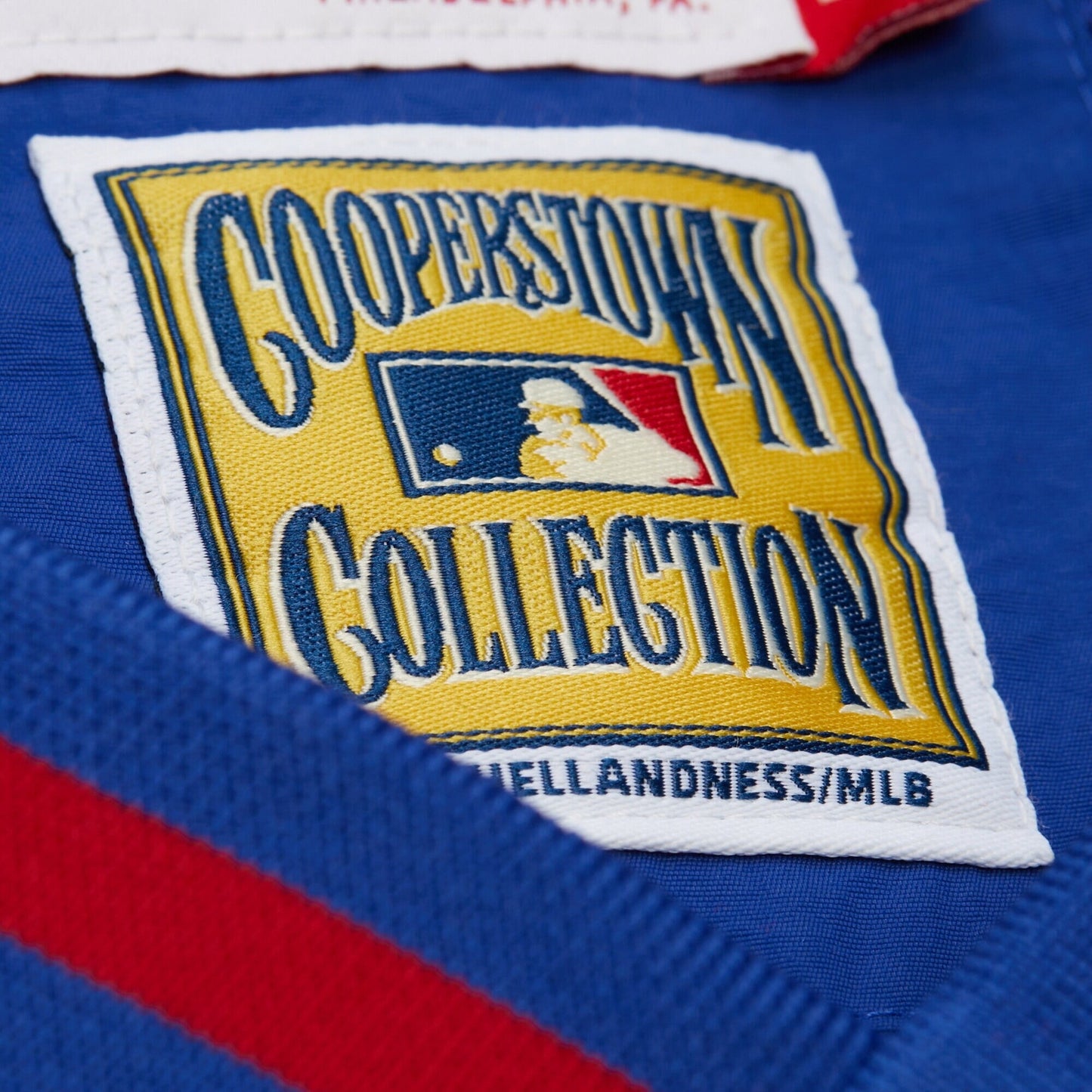 Mitchell & Ness Men's MLB Nylon Pullover Jacket Vintage Logo Braves Pullovers