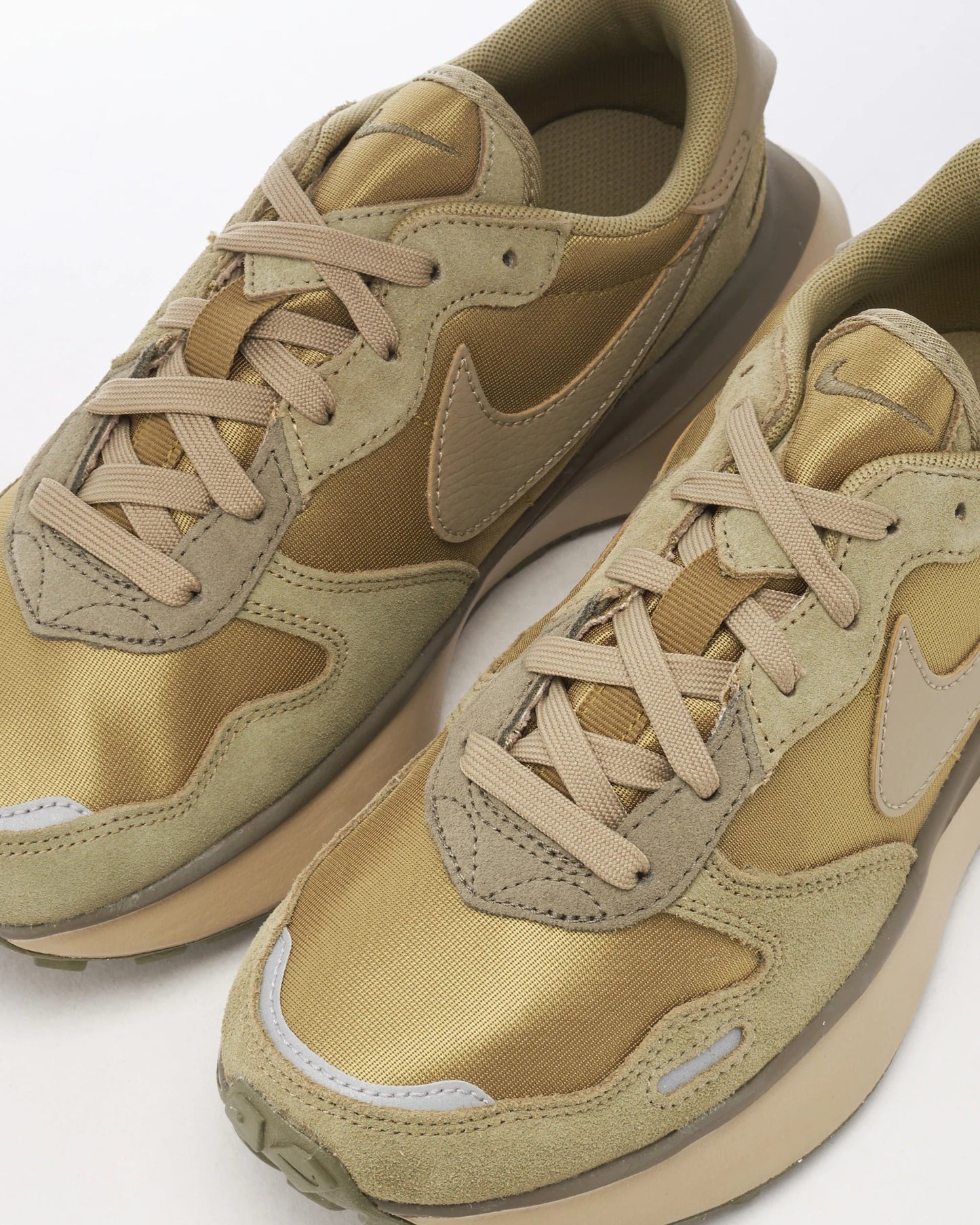 Nike Women's Phoenix Waffle 'Neutral Olive' Sneakers