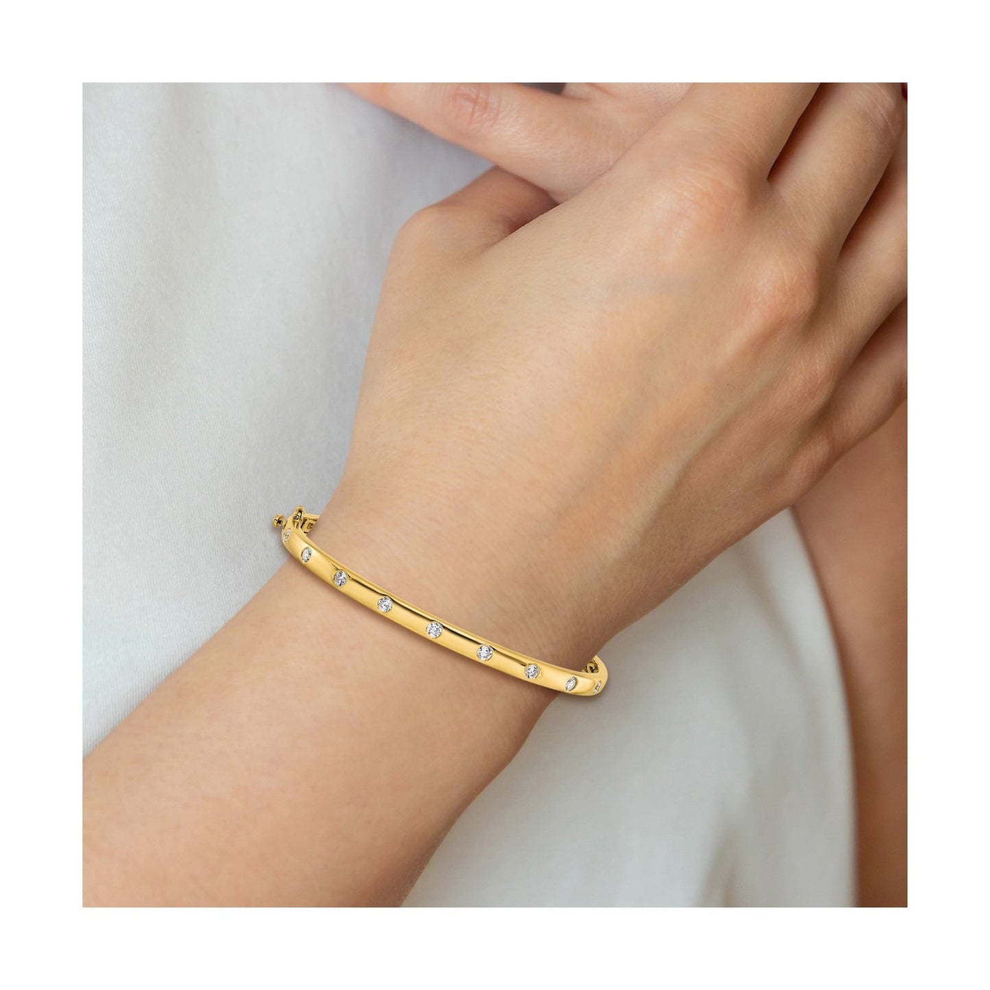 14k Yellow Gold 3/4 Carat Lab Grown Diamond Bangle Bracelet