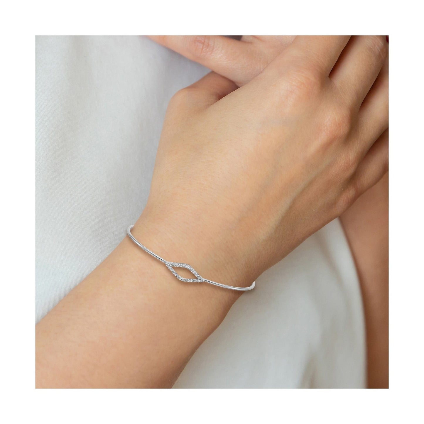 14k White Gold Lab Grown Diamond Flexible Cuff Bangle Bracelet