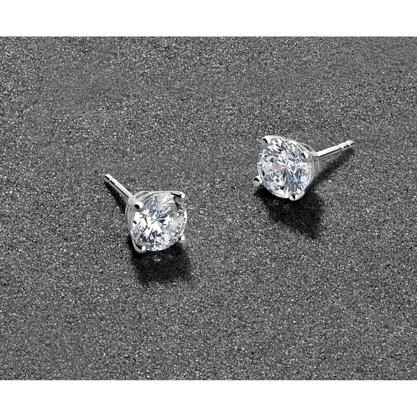 14K White Gold Lab Grown Diamond Round Shaped Stud Earrings