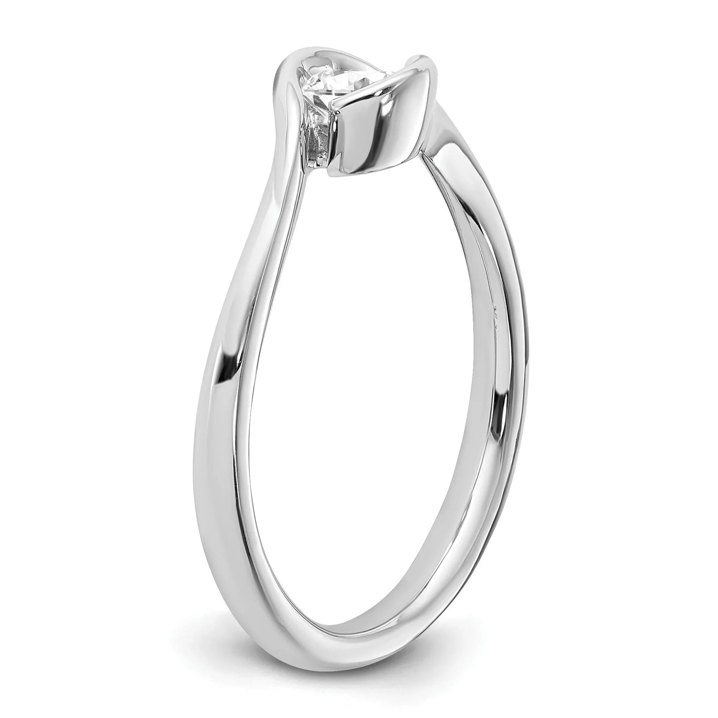 14k White Gold Lab Grown Diamond Round Solitaire Engagement Ring