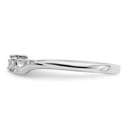 14k White Gold Lab Grown Diamond Petite Solitaire Engagement Ring 1/8 carat