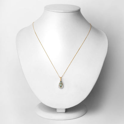 0.63 Ct Genuine Oval Alexandrite and Diamond 18K Yellow Gold Cocktail Pendant