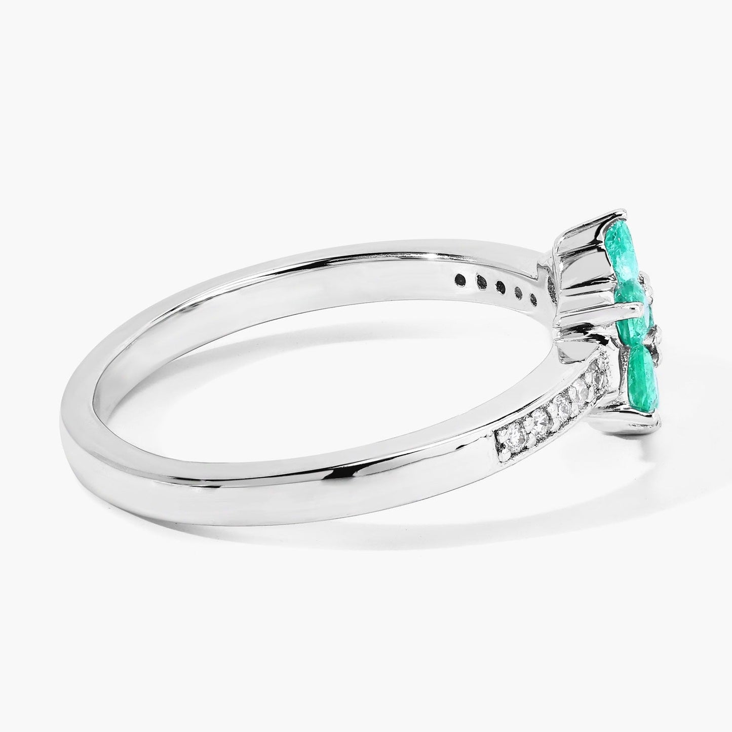 0.42 Ct Round Green Zambian Emerald & Lab Diamond Prong Silver Pave Floral Ring
