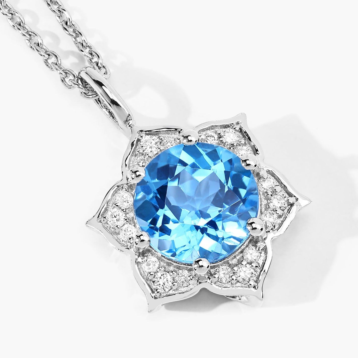 2.25 Ct round Swiss Blue Topaz and Lab Diamond prong Silver flower pendant Necklace