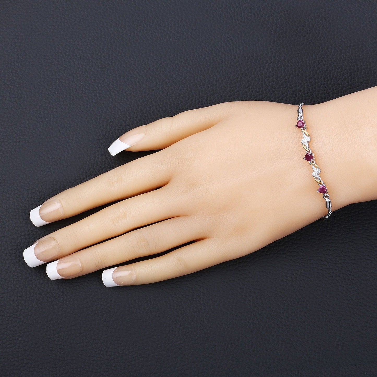 1.09 Ct Heart Pink Ruby Prong Silver Bolo Adjustable Bracelet