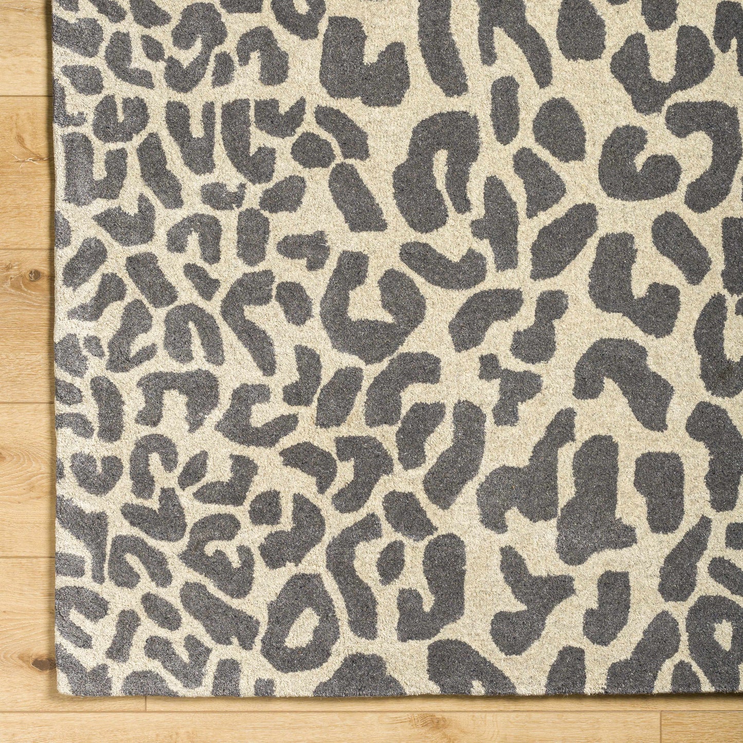 Iseul Leopard Print Area Rug - Clearance