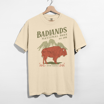 Badlands National Park Graphic Tee – Vintage South Dakota Bison Shirt