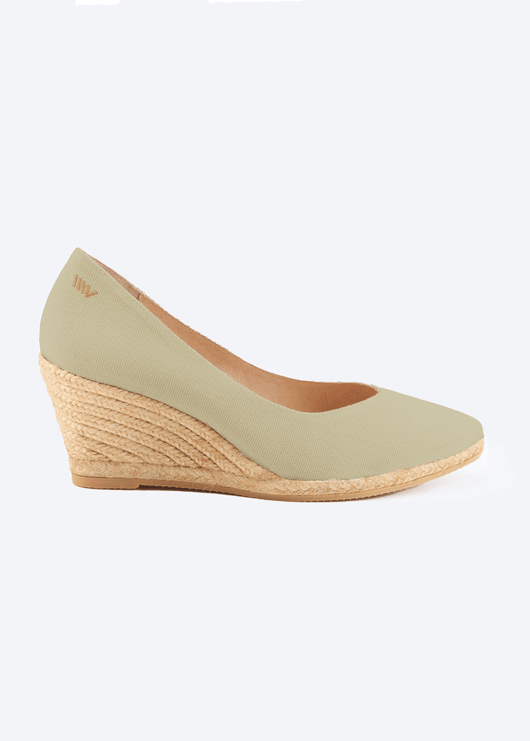 BEIGE-