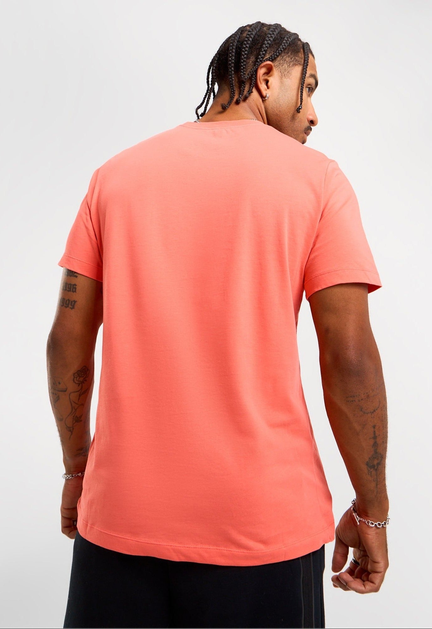 Nike Men's Sportswear Club T-Shirt T-Shirts