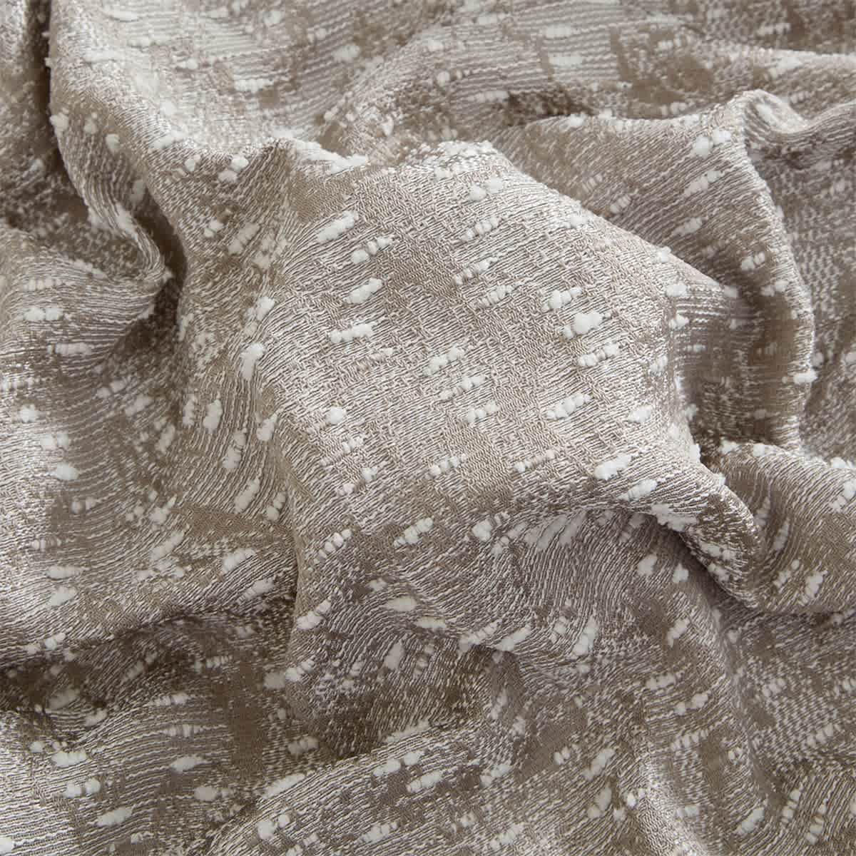 Taupe-