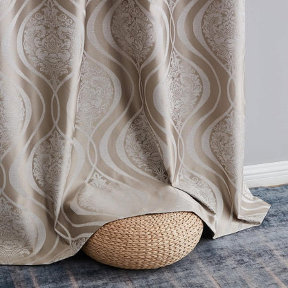 Taupe-