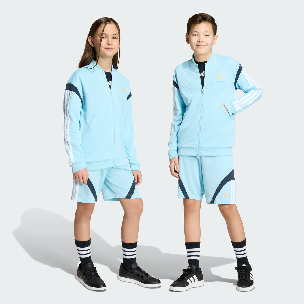 Ice Blue / White / Hazy Beige / Night Na-