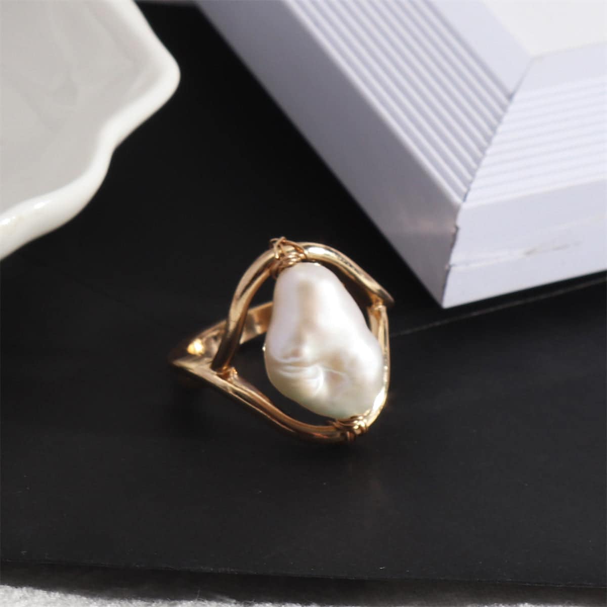 Metallic-