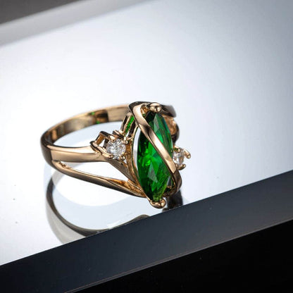 Green Crystal & Cubic Zirconia Oval Ring-4