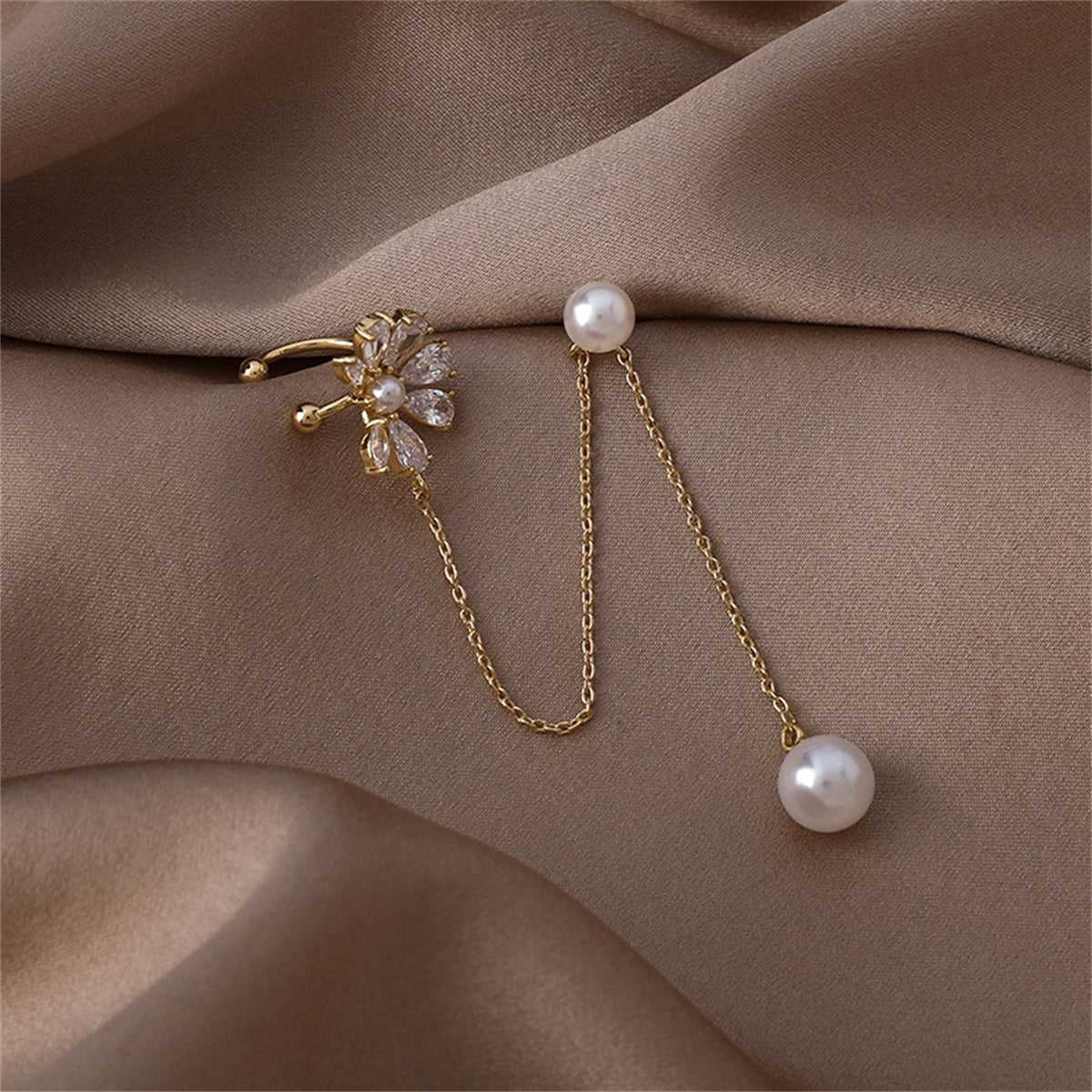 Pearl & Cubic Zirconia Floral Chain Clip-On Earring