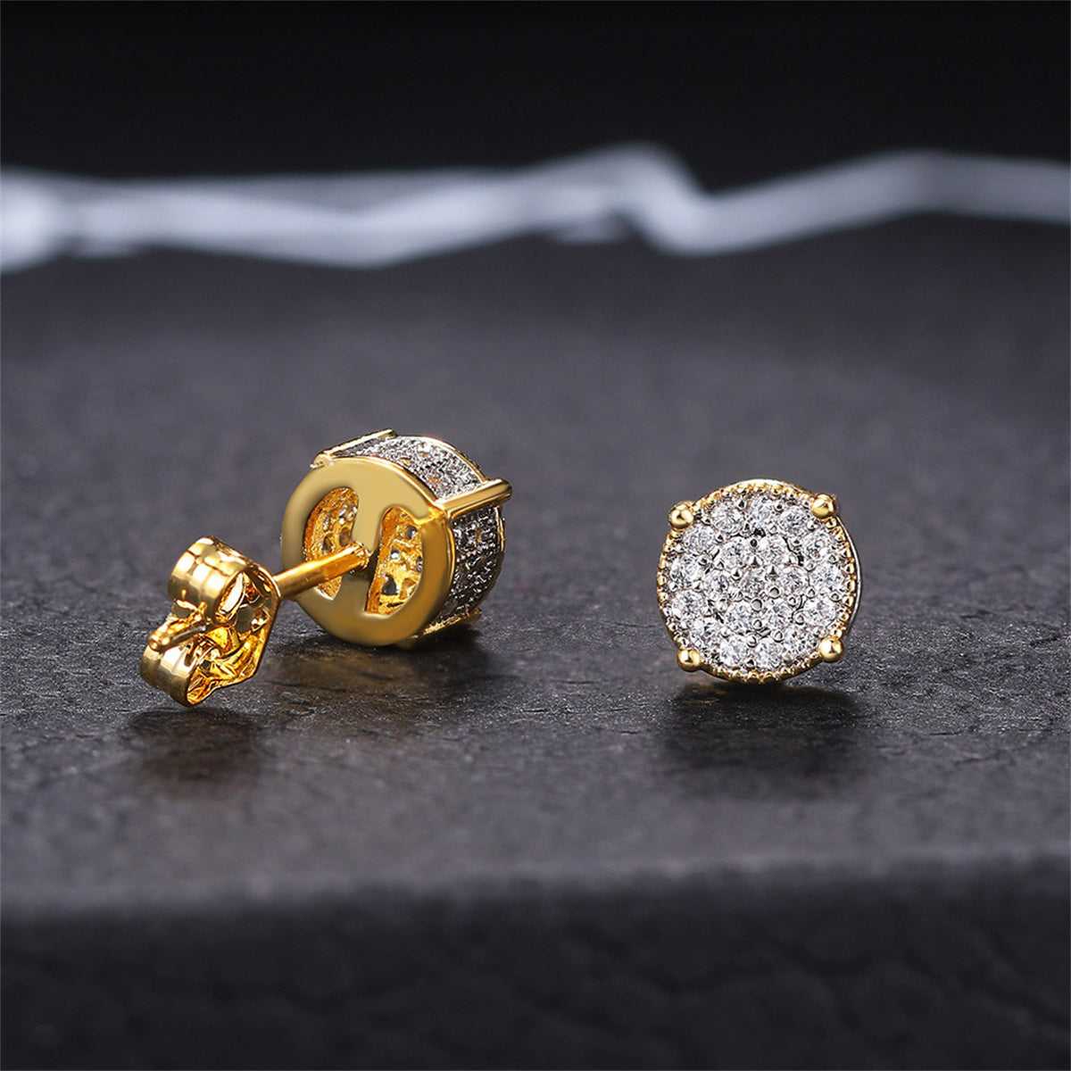Metallic-