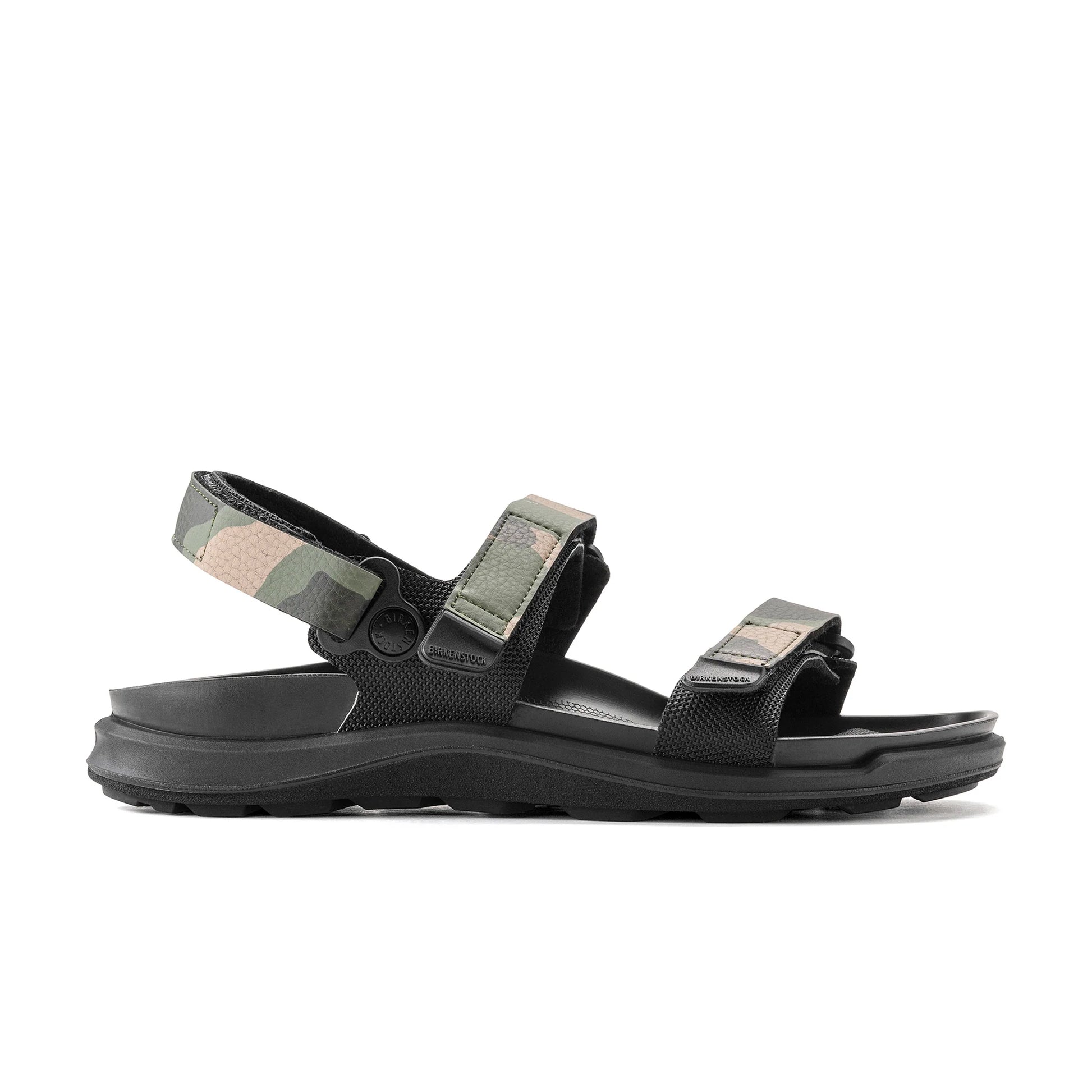 Futura Black Half Como-
