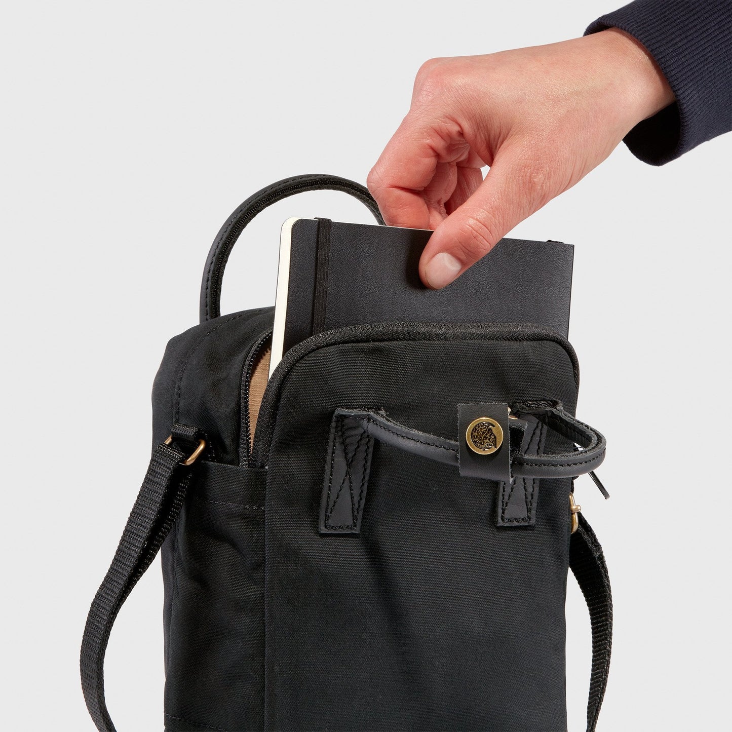 Fjallraven Unisex Kanken No. 2 Sling Bag - 23799-550