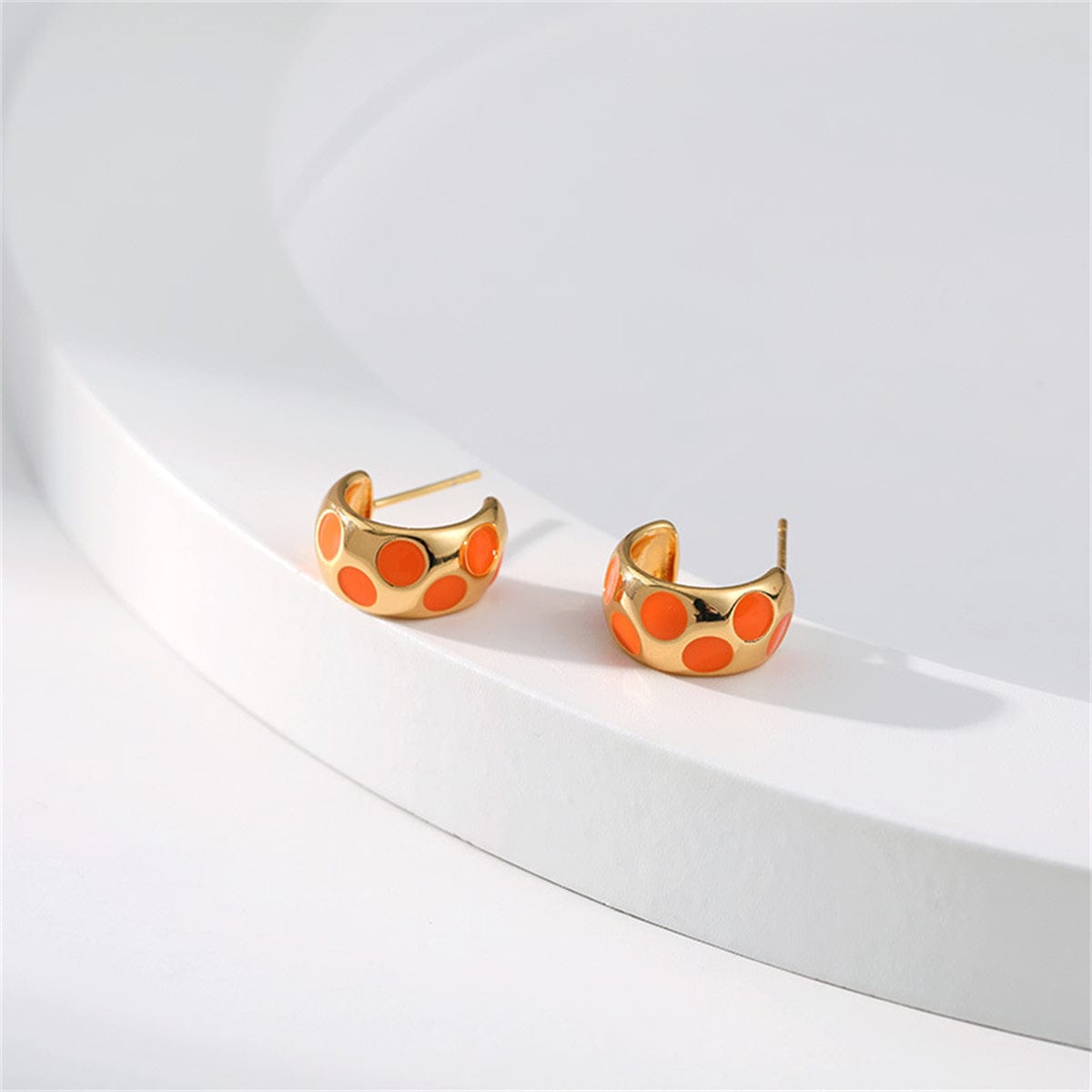 Orange-