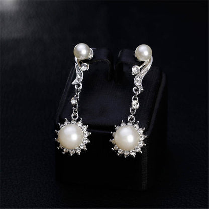 Cubic Zironia & Pearl Silvertone Botany Earrings & Necklace Set