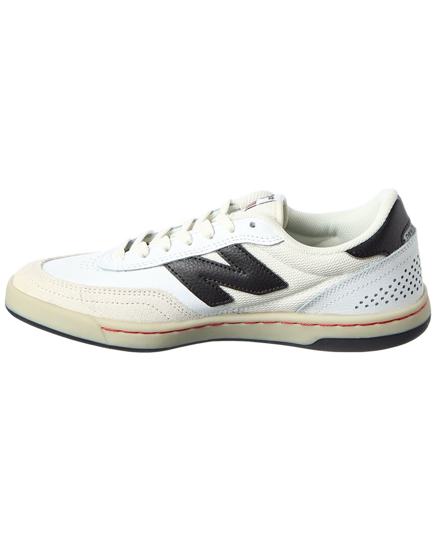 WHITE BLACK-