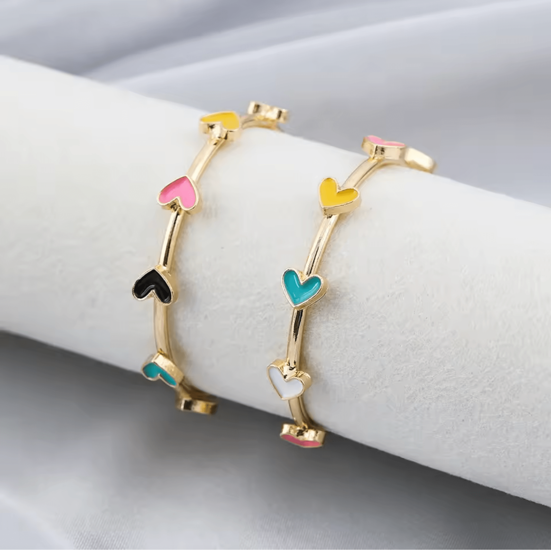Multicolour / Gold-