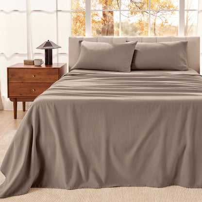 Taupe-