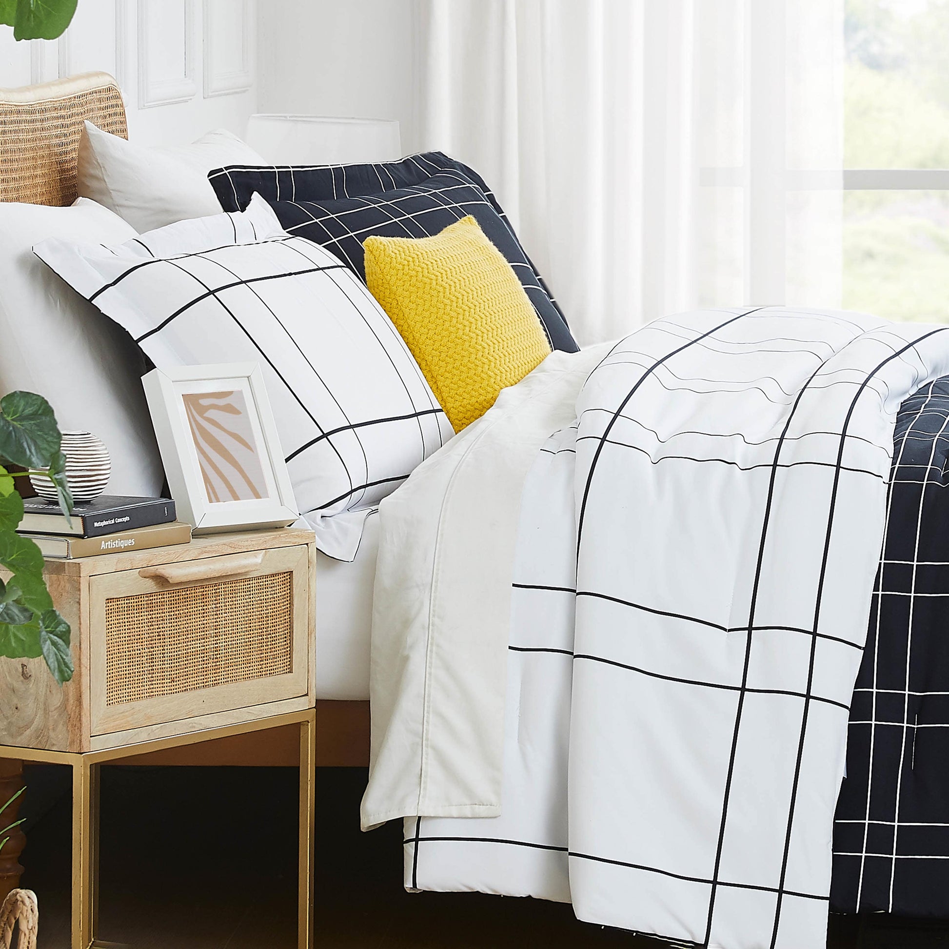 Urban Grid Black-