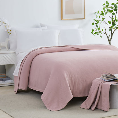 Pink-