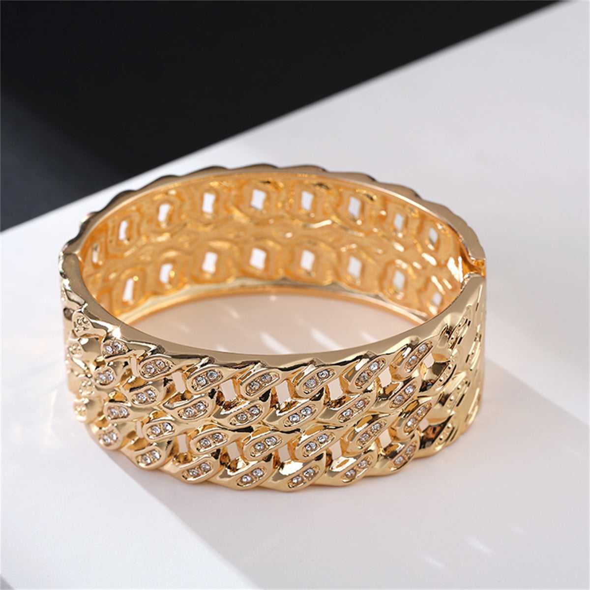 Metallic-