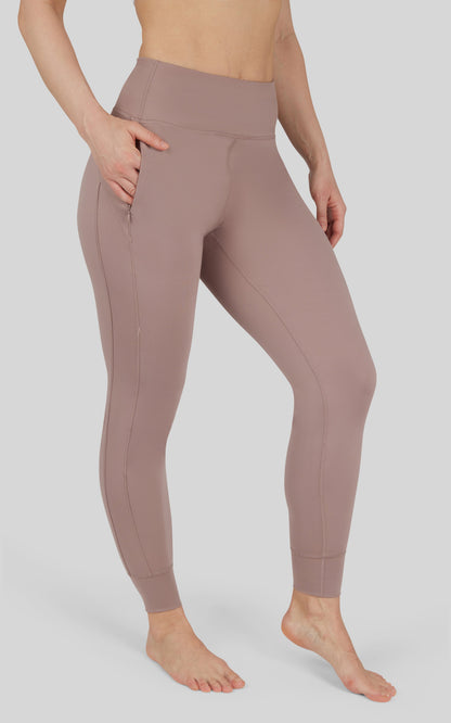 Interlock Zipper Pockets Greenwich Jogger - Our Linen Story
