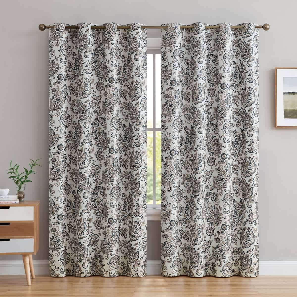Taupe-