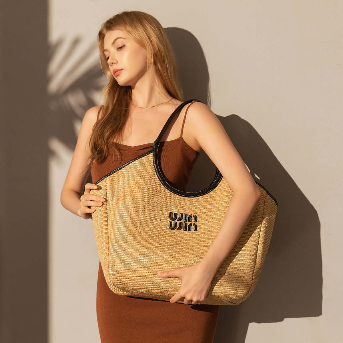 Khaki-