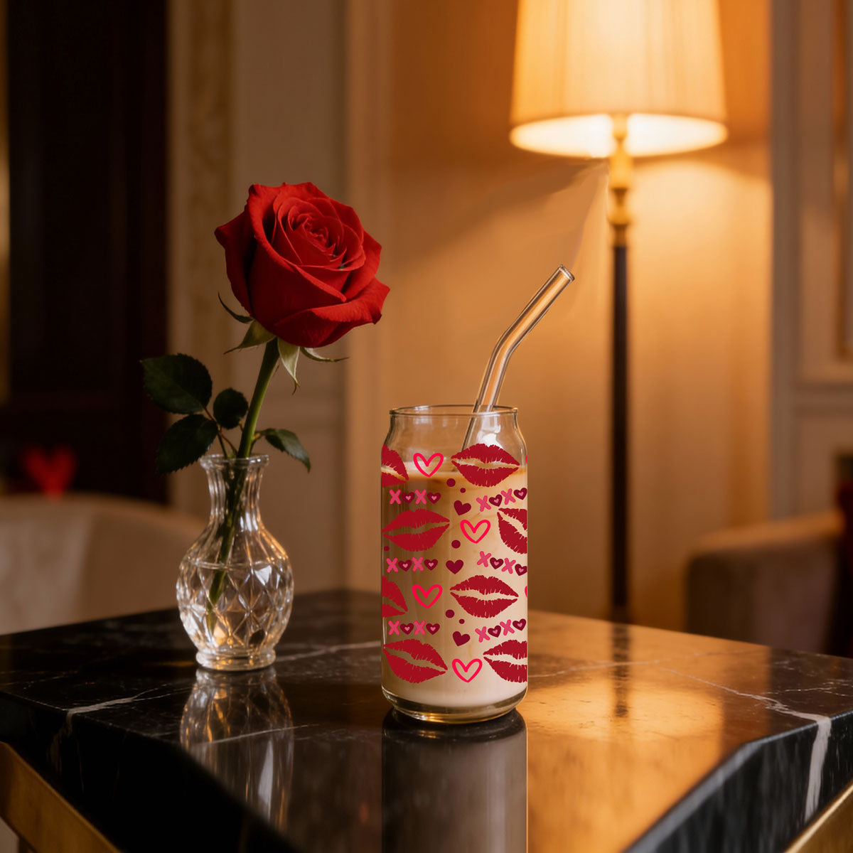 Red Lips XOXO 20oz by Gia Roma