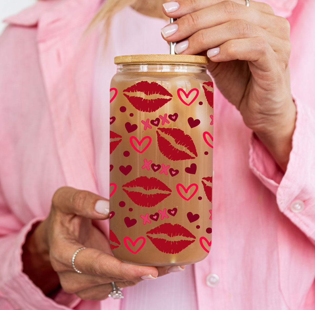 Red Lips XOXO 20oz by Gia Roma