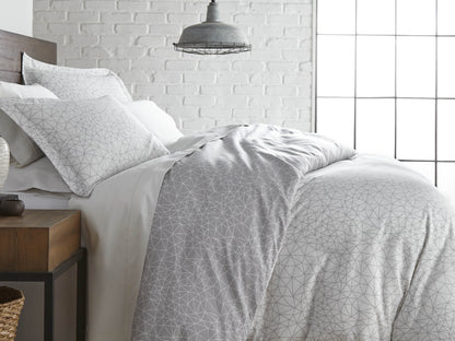 Geometric Maze Grey-