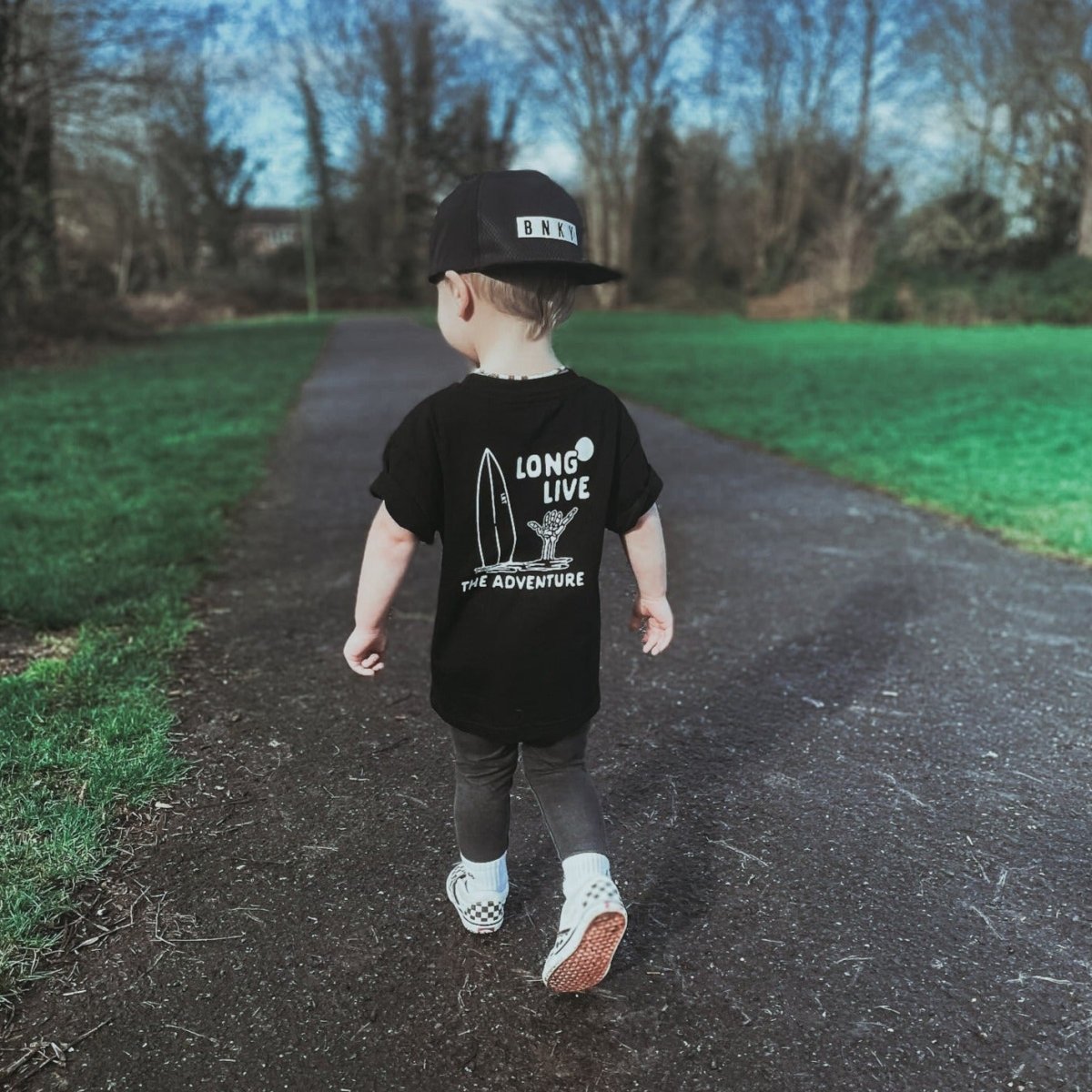 Long Live the Adventure Tee - Black