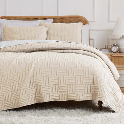 Taupe-