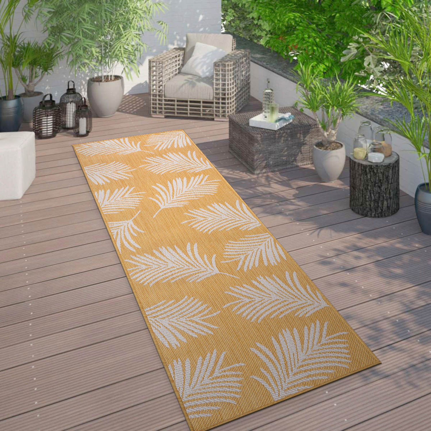 YELLOW-