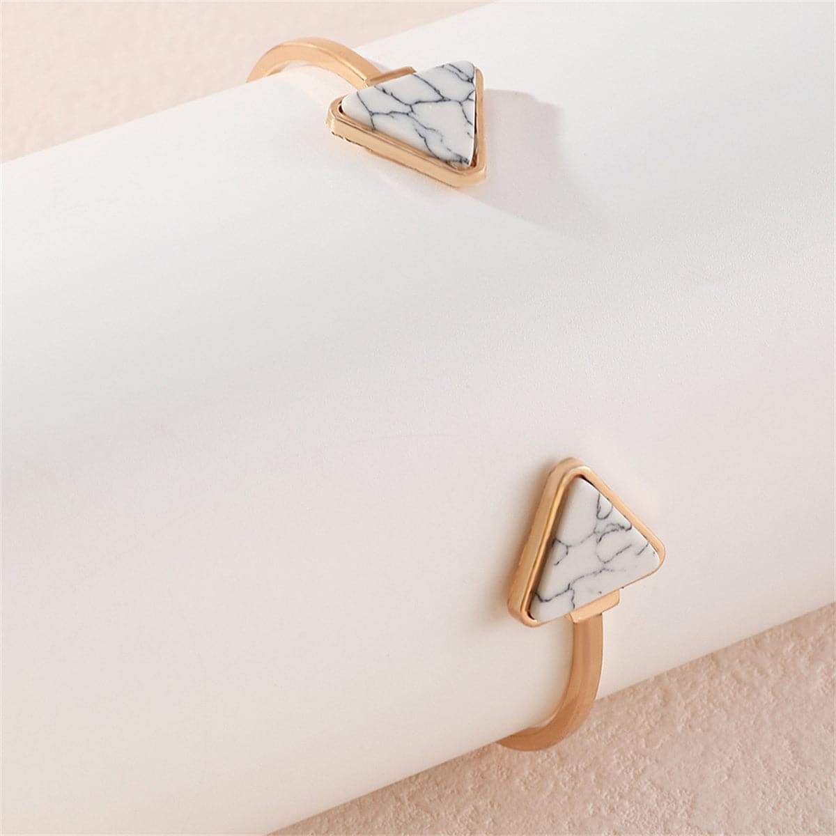 Metallic-
