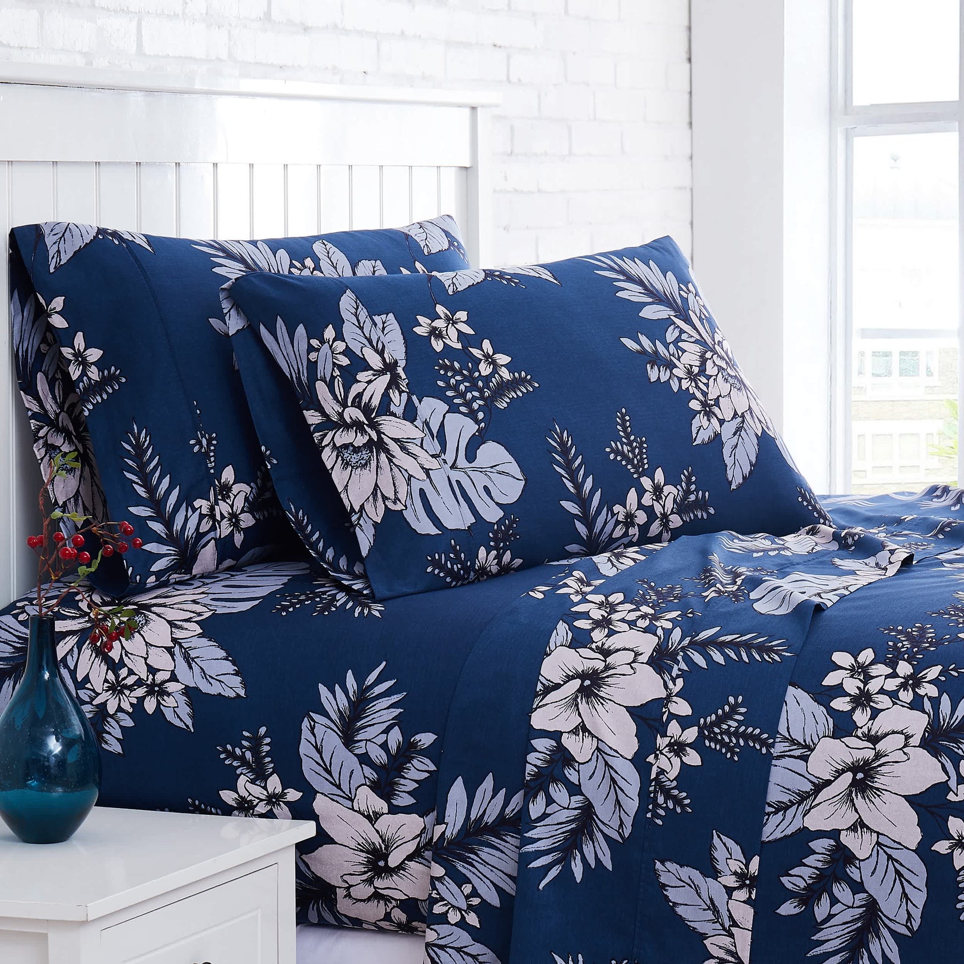 Flora Blue-