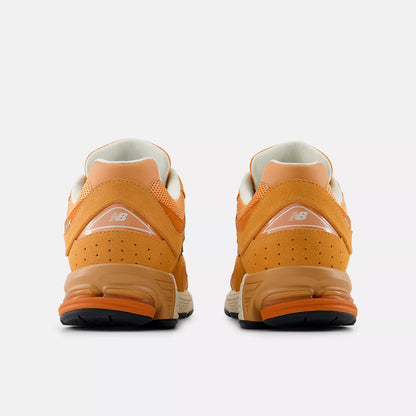 New Balance Mens 2002R Infield Clay