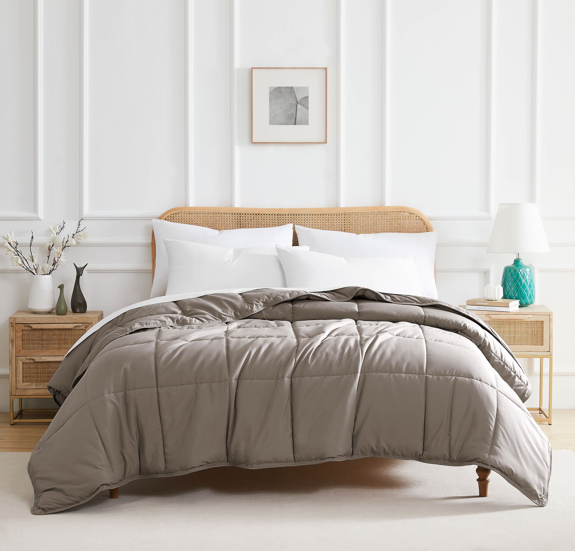 Dark Taupe-