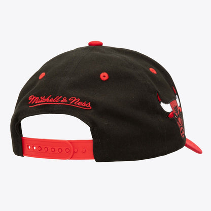 Mitchell & Ness Men's NBA Block Sweep Pro Snapback Bulls Snapback Caps