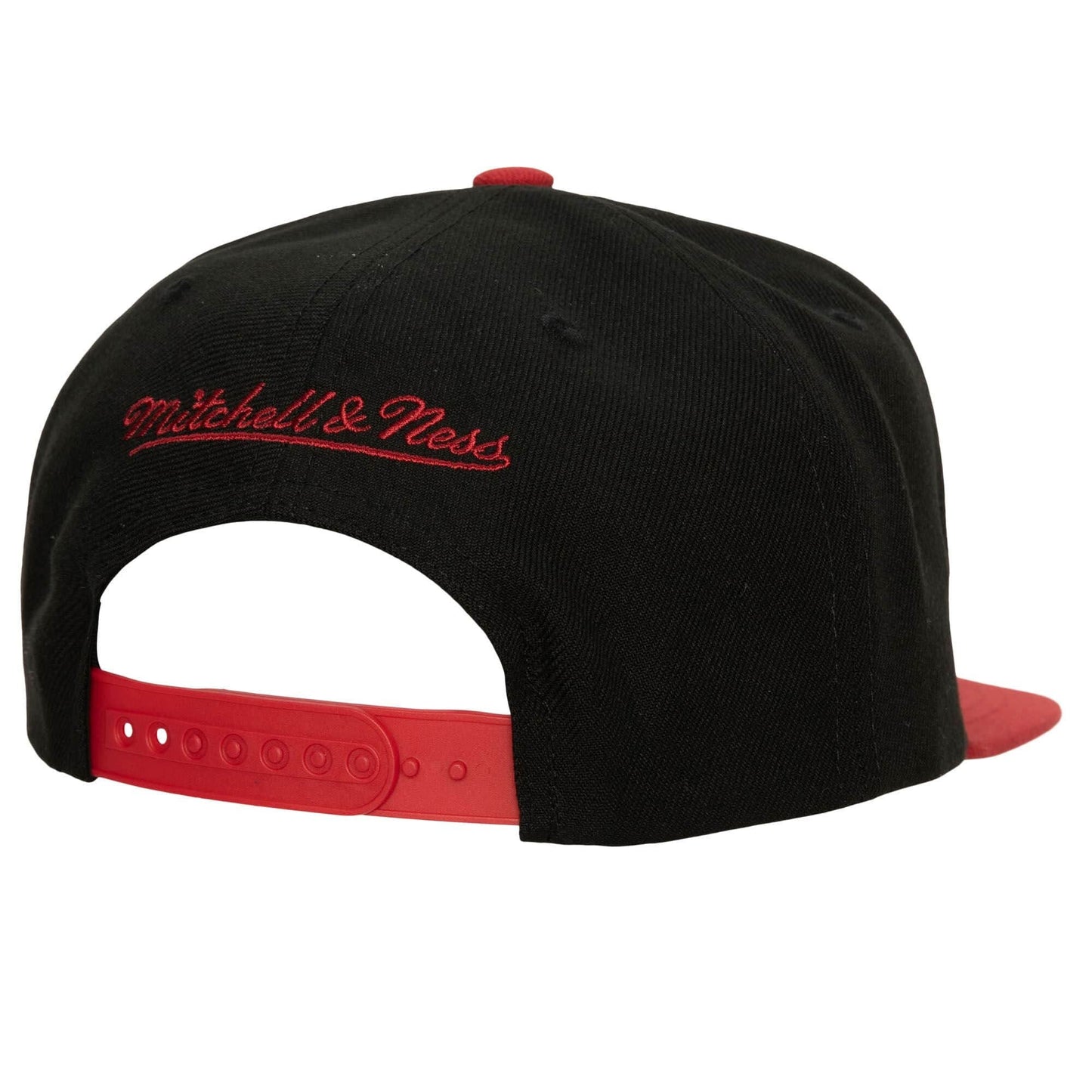 Mitchell & Ness Men's NBA Crooked Path Snapback Bulls Black